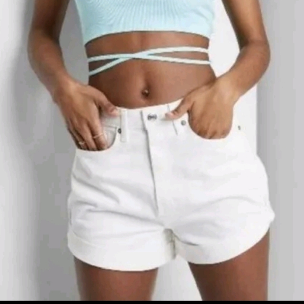 Wild Fable White Denim Highest Rise Mom Shorts WOMENS 6/26"